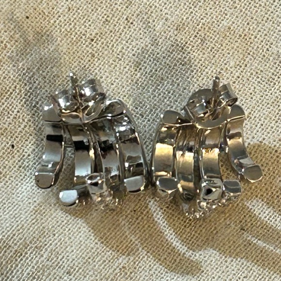 NWT Neo Relique Sterling Silver Crystal Huggie Cage Earrings - Picture 9 of 11